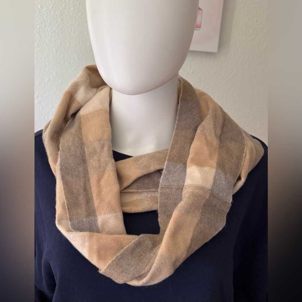 Lochmere Continuous Loop Infinity Scarf all Cashmere Plaid Brown Beige Size O/S